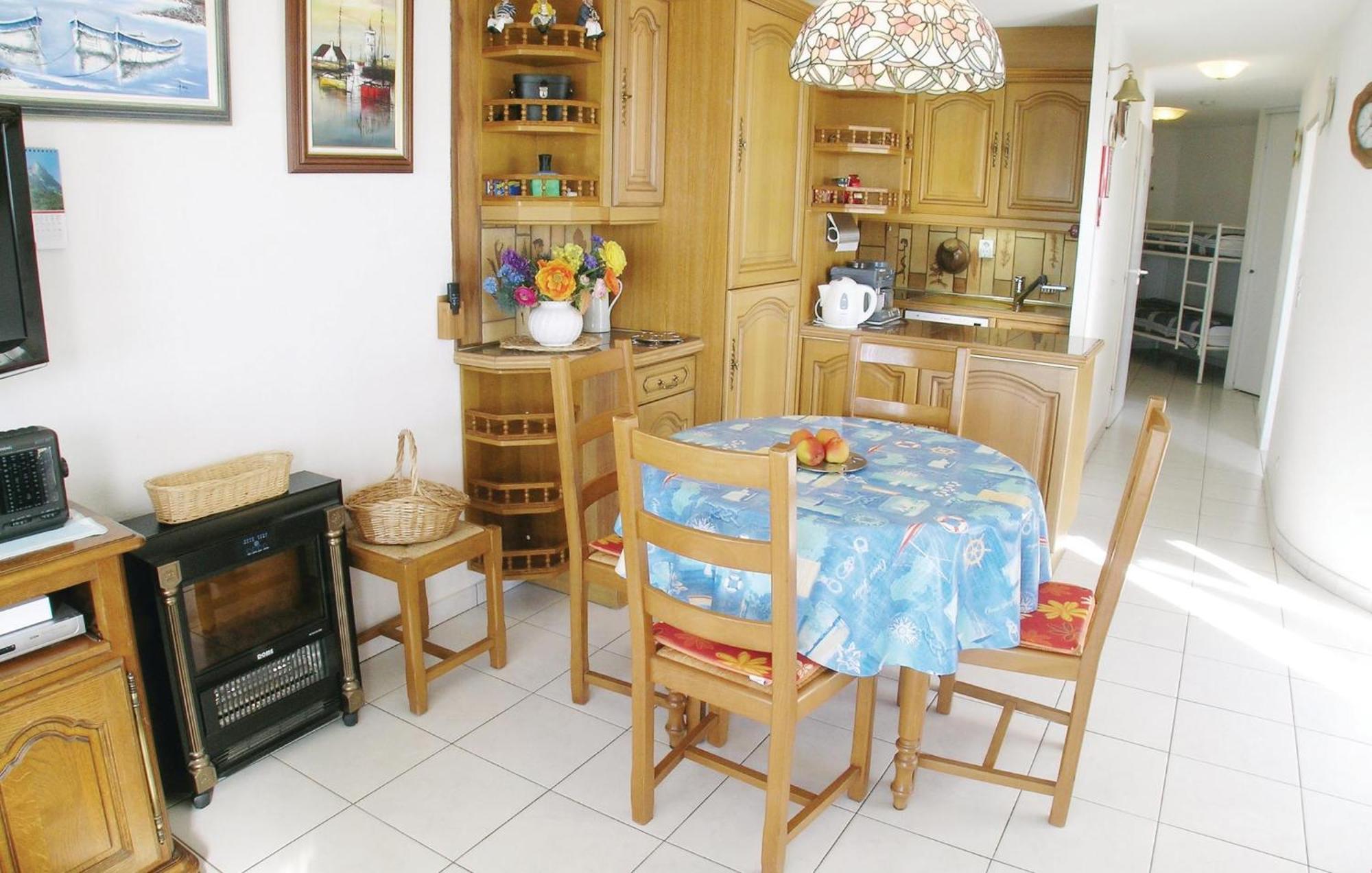 Amazing Apartment In St, Hilaire De Riez Saint-Jean-de-Monts Eksteriør billede